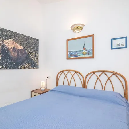 Feriehus Anna San Teodoro (Sardinia)